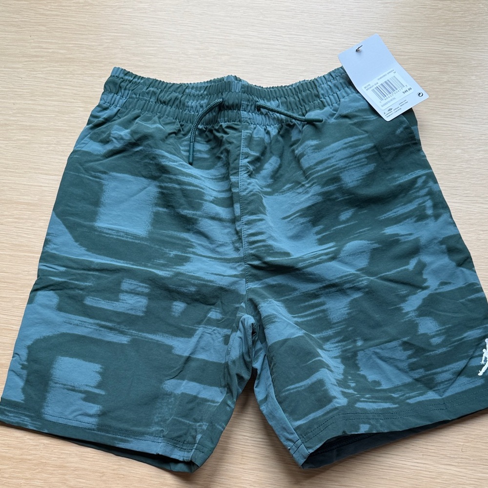 Jordan MJ Flight MVP size M new with tags